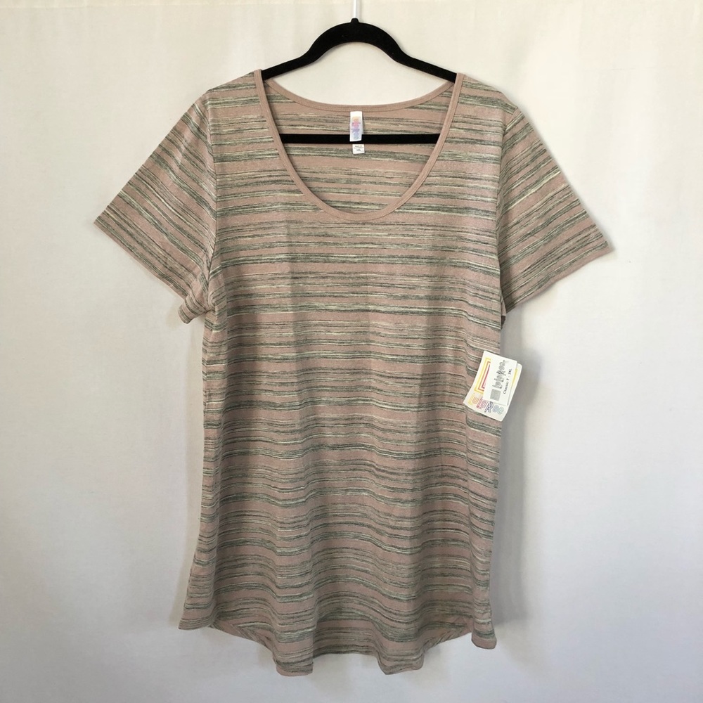 REDUCED!!!  NWT Lularoe Classic T